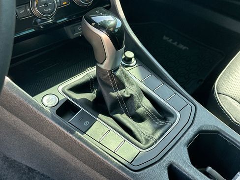 Used 2024 Volkswagen Jetta SEL image 20