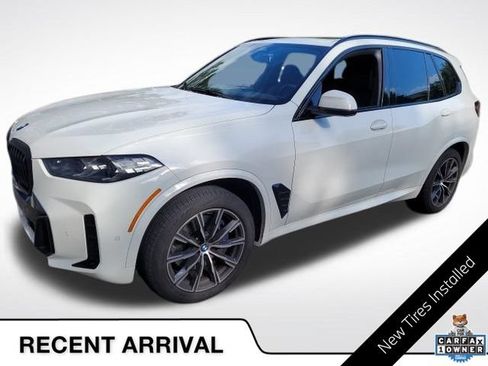 Certified 2024 BMW X5 xDrive40i w/ M Sport Package AWD/4WD image 1