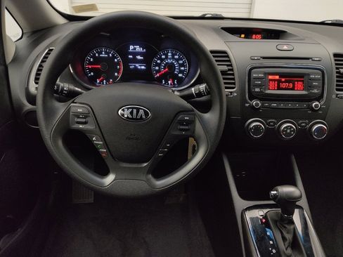 Used 2017 Kia Forte LX image 22