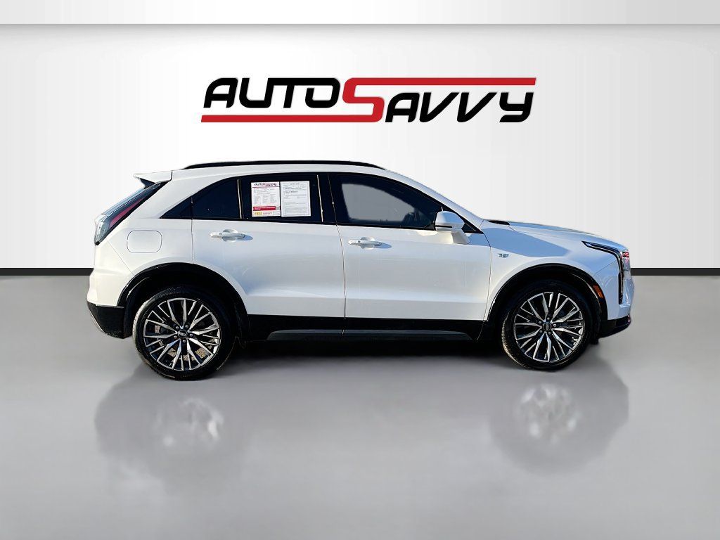 Used 2024 Cadillac XT4 Sport FWD image 8