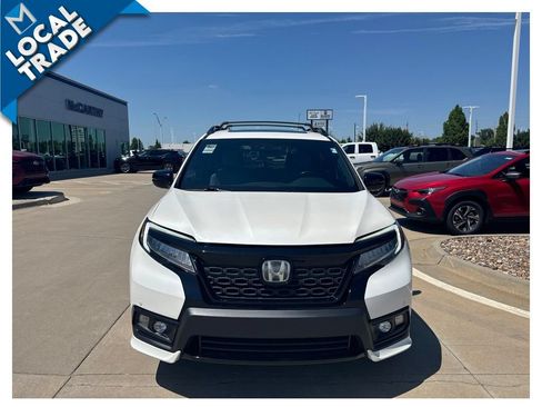 Used 2019 Honda Passport Elite image 2