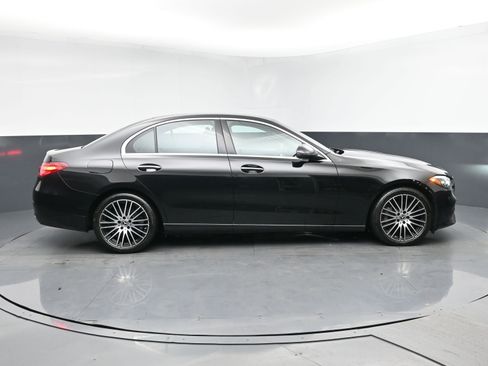 Used 2023 Mercedes-Benz C 300 Sedan image 3