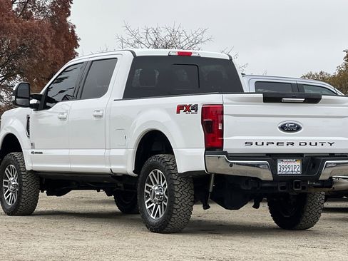 Certified 2019 Ford F250 Lariat image 6