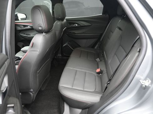 Used 2024 Chevrolet TrailBlazer RS w/ Convenience Package FWD image 14