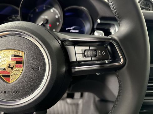 New 2026 Porsche Macan image 39