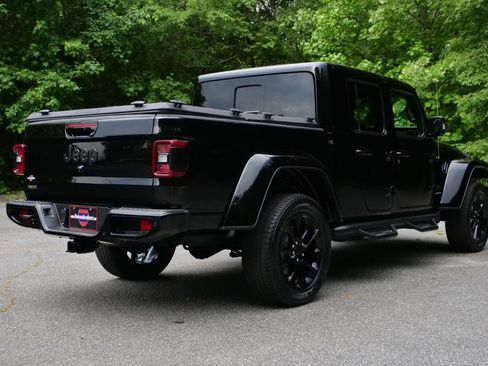 Used 2023 Jeep Gladiator Overland AWD/4WD image 18