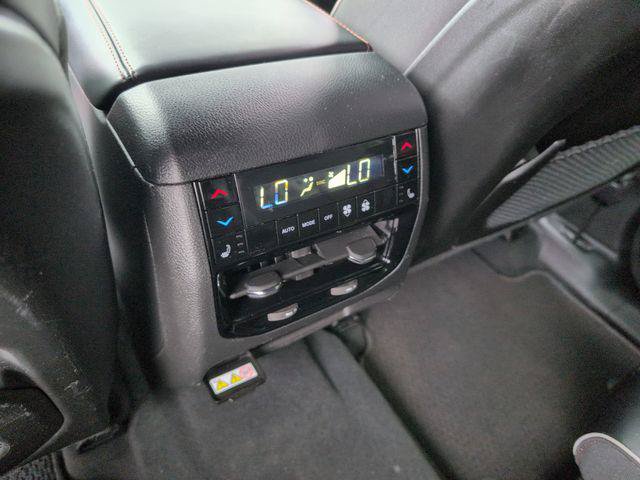 Certified 2024 Jeep Grand Cherokee L Summit AWD/4WD image 18