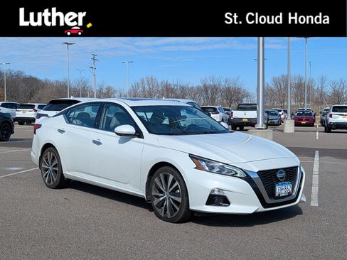 Used 2020 Nissan Altima 2.5 Platinum image 1