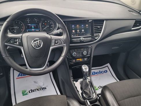 Used 2022 Buick Encore Preferred AWD/4WD image 24