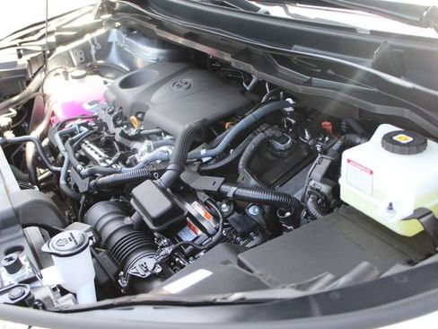 Certified 2026 Toyota Sienna XLE FWD image 60