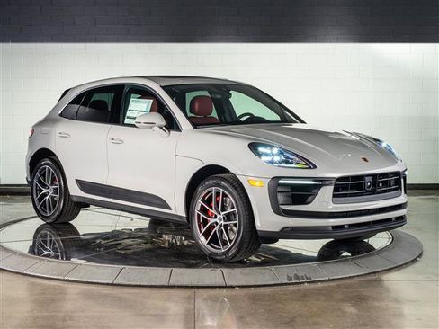 New 2026 Porsche Macan S image 7
