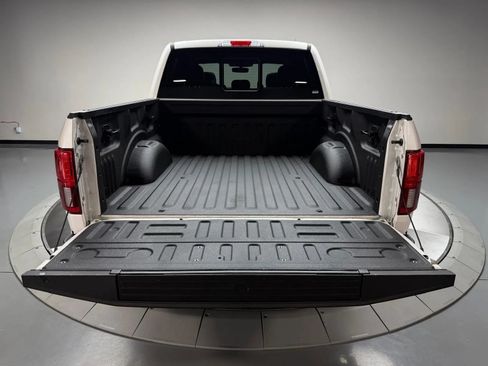Used 2018 Ford F150 Platinum w/ Equipment Group 701A Luxury AWD/4WD image 16