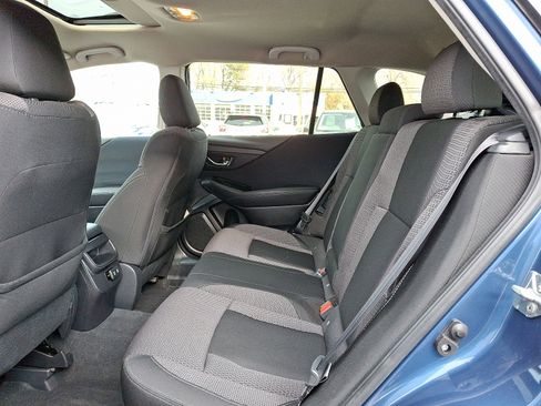 Used 2021 Subaru Outback Premium image 10