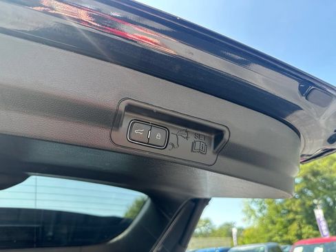 Certified 2020 Ford Explorer Limited RWD image 34