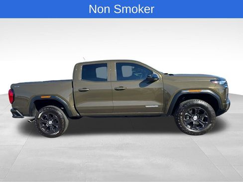 Used 2023 GMC Canyon Elevation w/ Elevation Premium Package AWD/4WD image 8