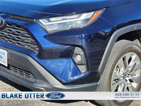 Used 2024 Toyota RAV4 XLE Premium image 8
