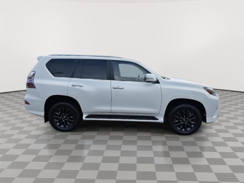 Used 2021 Lexus GX 460 Premium w/ Premium Package image 4