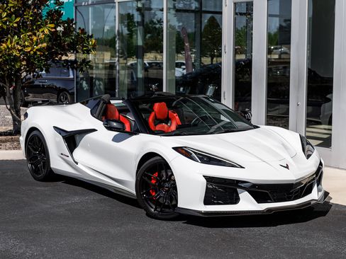 Used 2023 Chevrolet Corvette Z06 w/ Stealth Interior Trim Package image 39