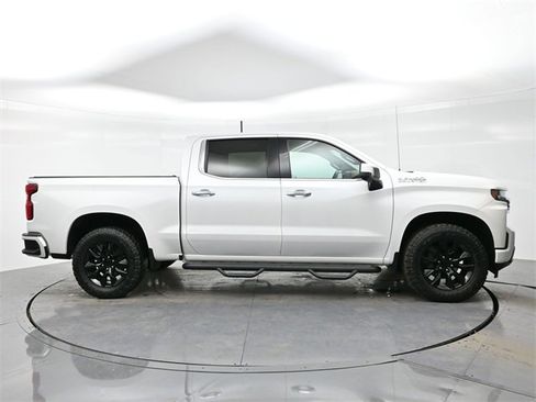 Used 2021 Chevrolet Silverado 1500 High Country w/ Safety Package II image 8