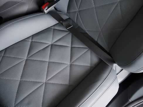 New 2026 BMW iX xDrive45 w/ M Sport Package image 10