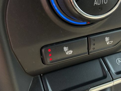 Used 2019 Chevrolet Silverado 1500 LT w/ Texas Edition RWD image 26