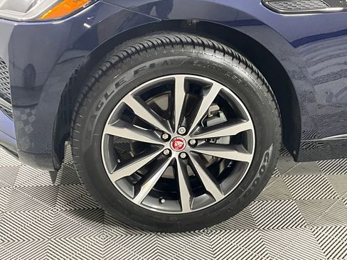 Used 2023 Jaguar F-PACE S AWD/4WD image 30