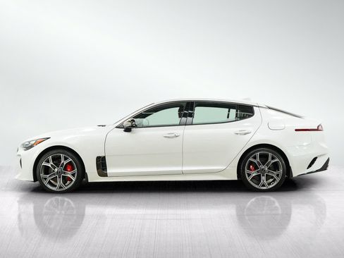 Used 2021 Kia Stinger GT AWD/4WD image 2
