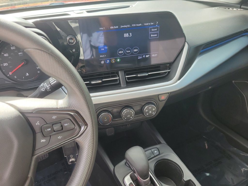 Used 2026 Chevrolet Trax LS FWD image 22