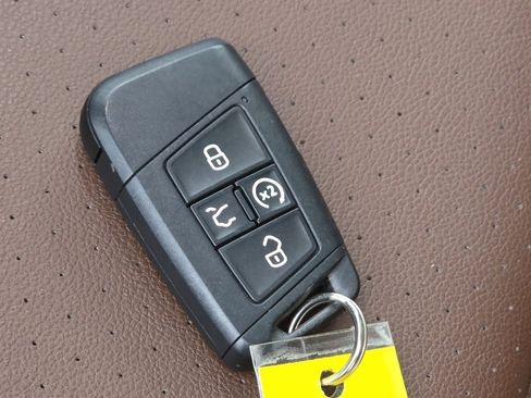 Used 2022 Volkswagen Atlas SEL image 39