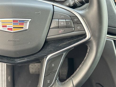 Certified 2025 Cadillac XT5 Premium Luxury image 26