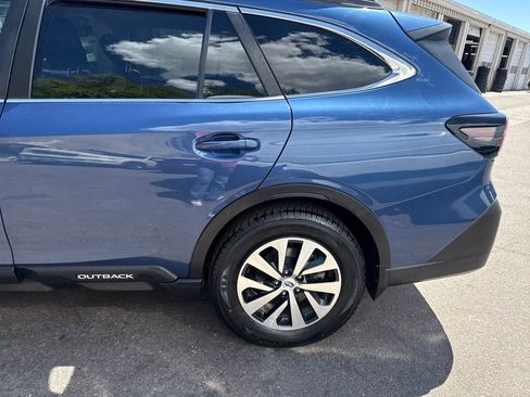 Used 2022 Subaru Outback Premium w/ Popular Package #1 AWD/4WD image 35