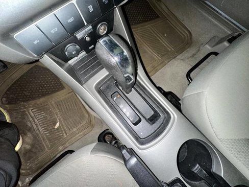 Used 2008 Ford Focus SES FWD image 40