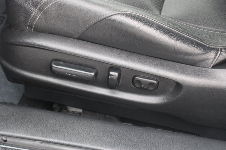 Used 2016 Honda Accord Touring image 12