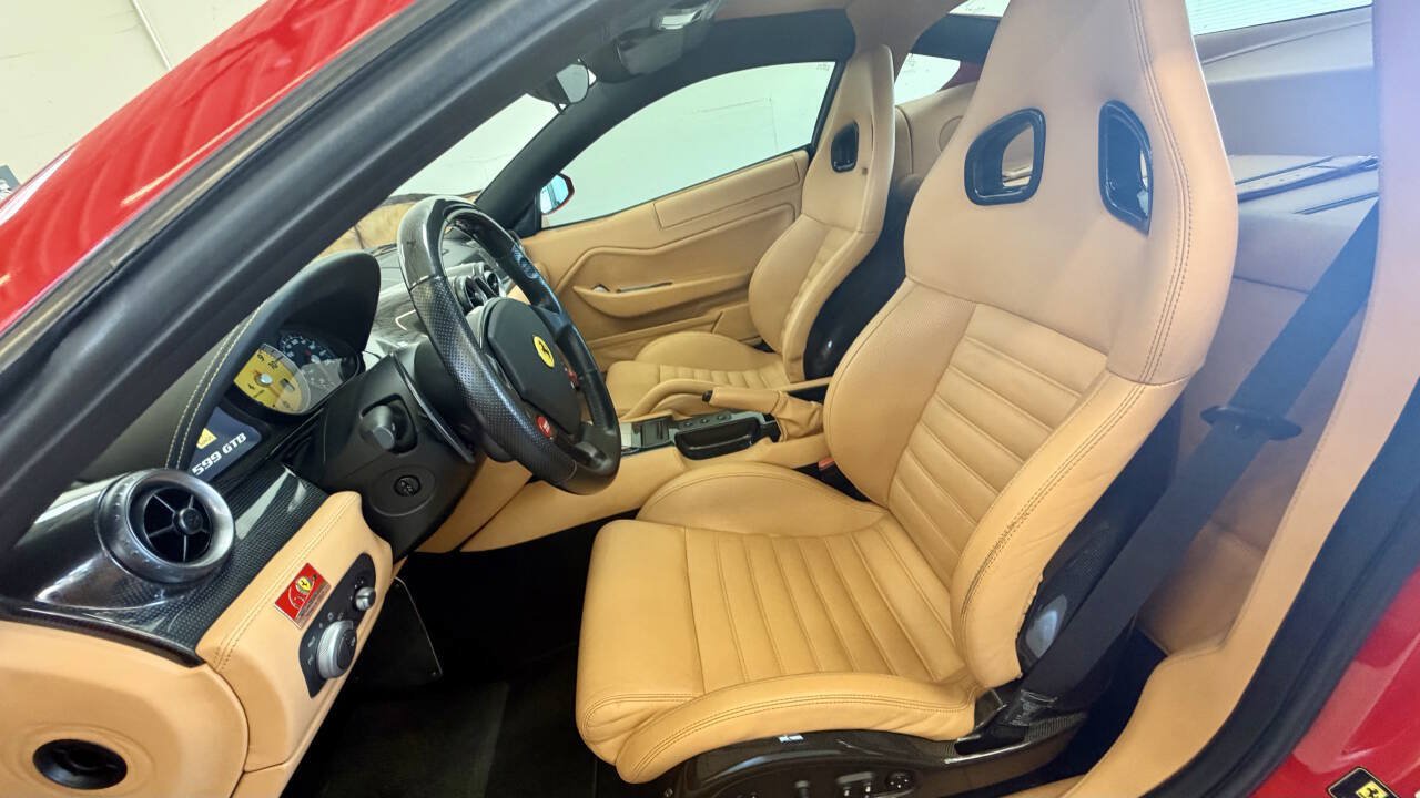Used 2007 Ferrari 599 GTB Fiorano RWD image 42