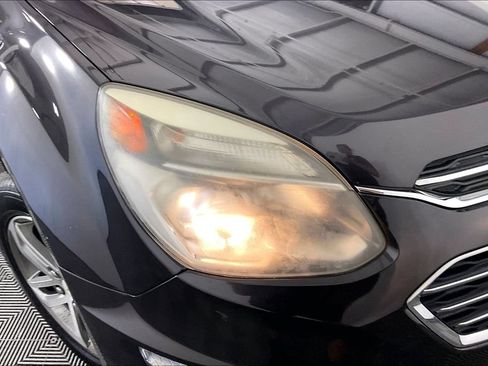 Used 2016 Chevrolet Equinox LTZ w/ Enhanced Convenience Package FWD image 29