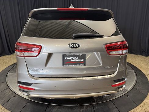 Used 2017 Kia Sorento SX image 8