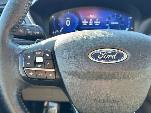 Used 2020 Ford Escape Titanium image 47