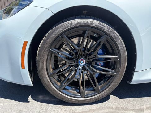 Used 2023 BMW M2 w/ Lighting Package RWD image 9
