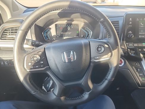 Used 2023 Honda Odyssey EX-L image 19