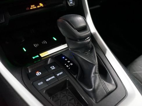 Certified 2024 Toyota RAV4 XLE image 21