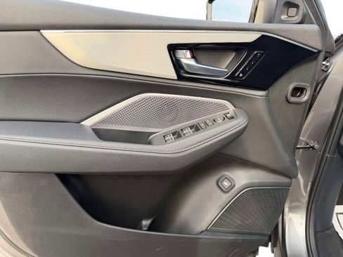 Used 2026 Acura MDX SH-AWD image 19