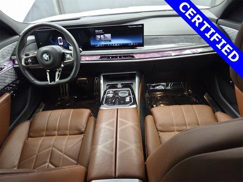 Certified 2024 BMW 760i xDrive w/ Executive Package image 16