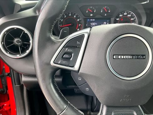 Used 2020 Chevrolet Camaro LT w/ Technology Package RWD image 23