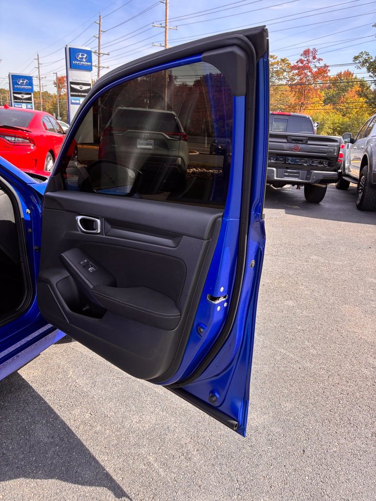 Used 2023 Honda Civic Sport image 18