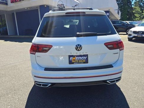 Used 2023 Volkswagen Tiguan SEL R-Line AWD/4WD image 6