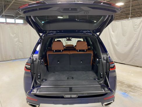 Used 2023 BMW X7 xDrive40i w/ Premium Package image 29