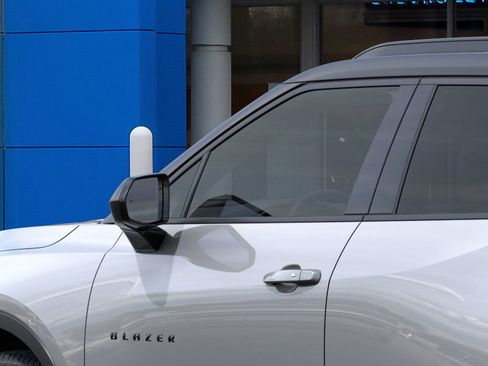 New 2026 Chevrolet Blazer LT w/ Convenience Package image 12