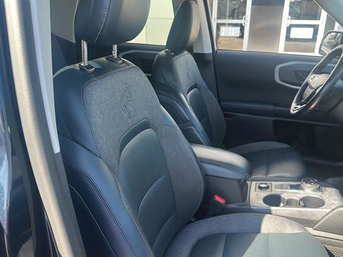 Used 2021 Ford Bronco Sport Outer Banks image 4