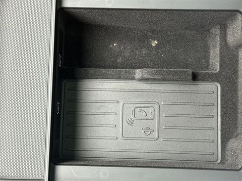 Used 2024 Audi RS Q8 4.0T w/ Black Optic Package image 21