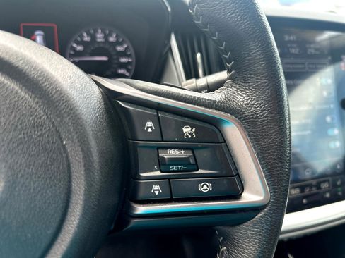 Used 2023 Subaru Outback Premium image 40